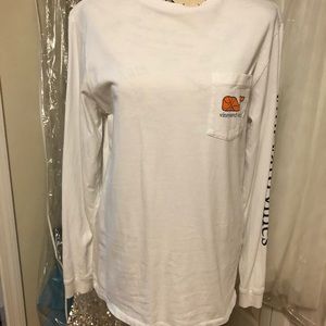 Vineyard Vines Basketball themed t-shirt